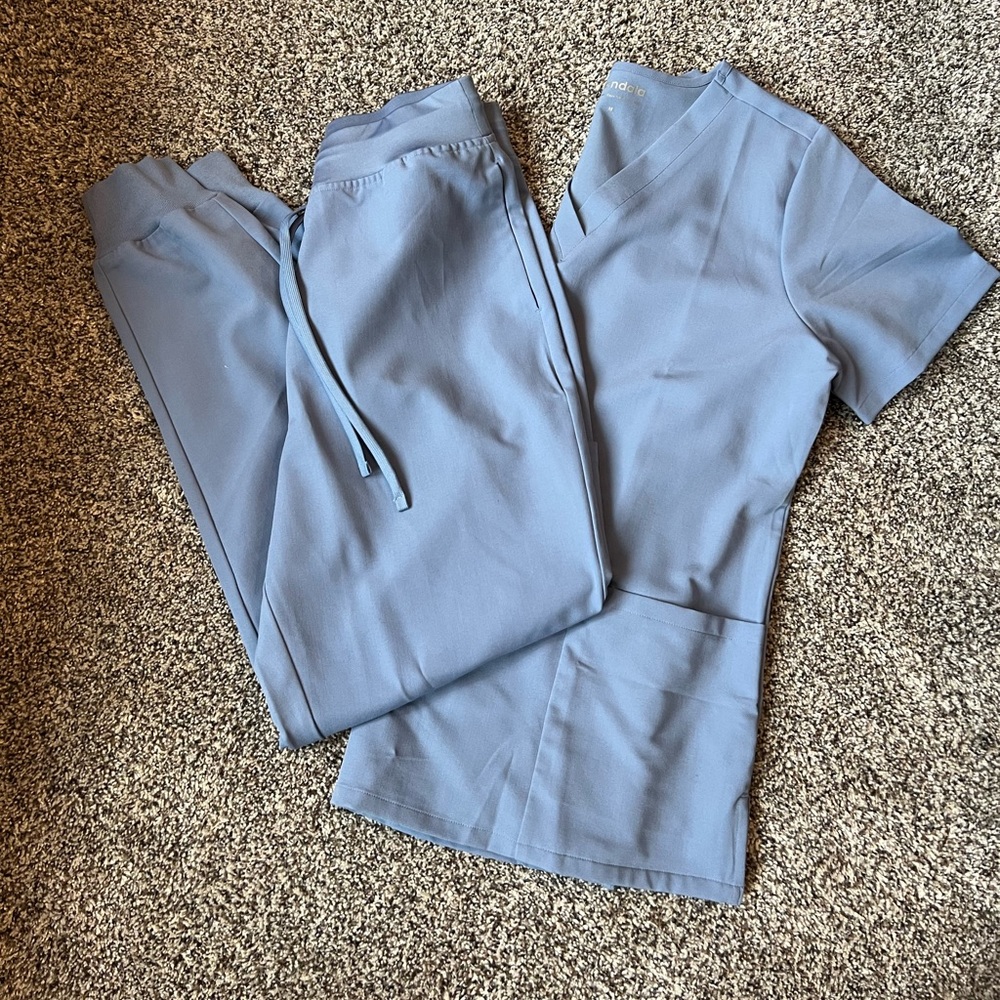 Women’s Mandala scrubs-Medium